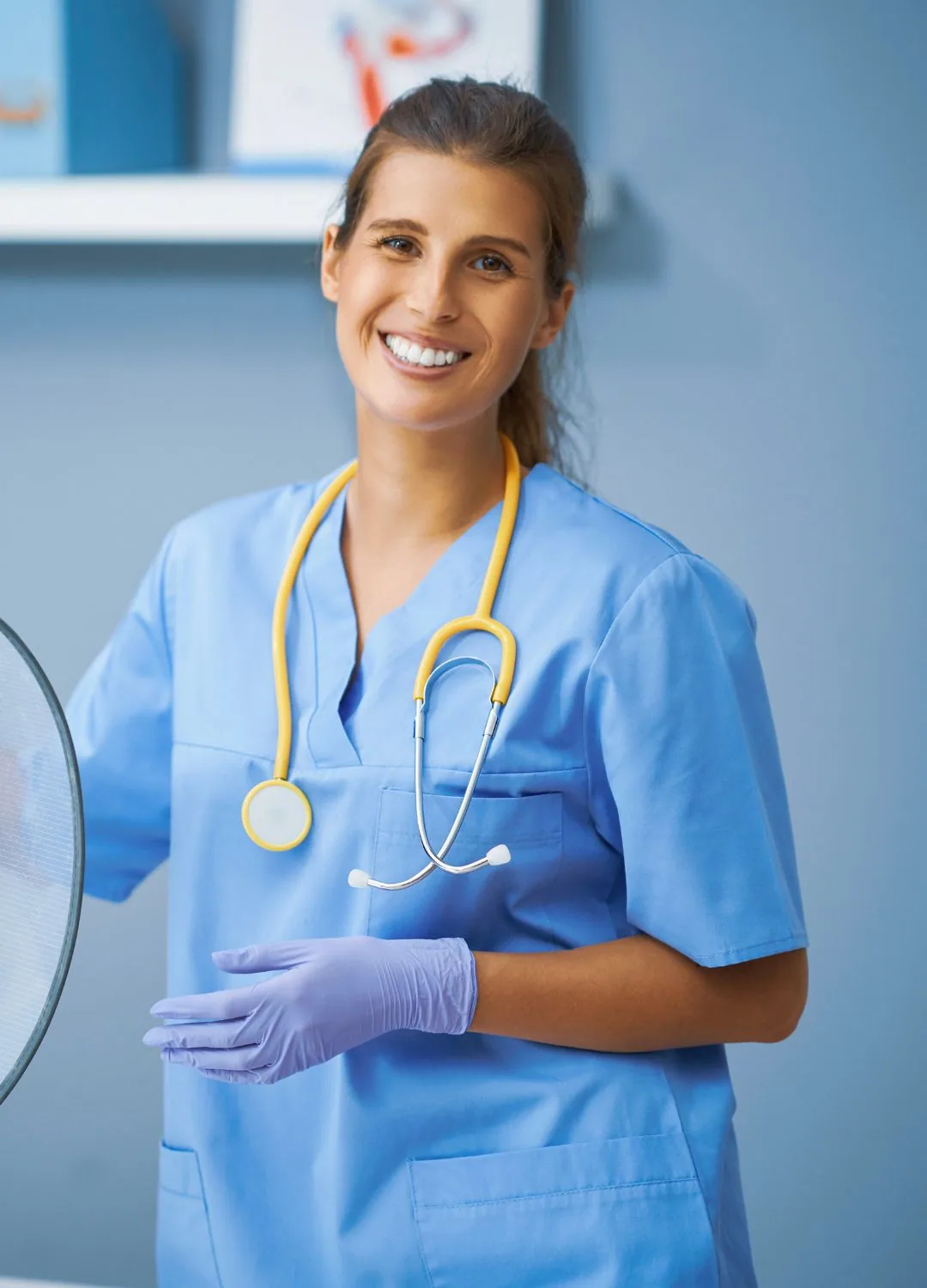 Uniforme médico celeste de Línea Hospitalaria